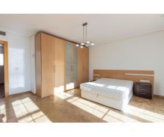 Exclusiva vivienda en Aspe: Disfruta de un entorno natural y la cercanía a la ciudad