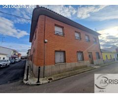 Casa / Chalet en venta en Mocejón de 299 m2