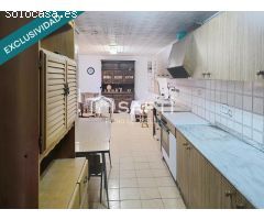 Magnífica oportunidad a reformar en centro Petrer
