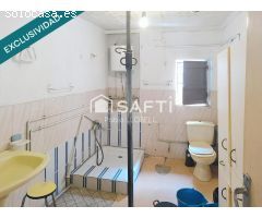 Magnífica oportunidad a reformar en centro Petrer