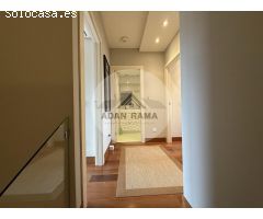 Venta de chalet adosado en O grove, de 230m2 con 4 dormitorios y 4 baños con plaza de garaje y trast