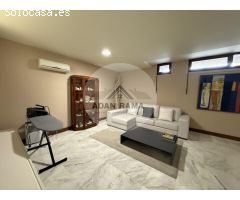 Venta de chalet adosado en O grove, de 230m2 con 4 dormitorios y 4 baños con plaza de garaje y trast