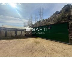 Tu hogar ideal con piscina, jardín y vivero.