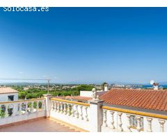 Casa espaciosa con vistas al mar y piscina privada zona Puig Sec