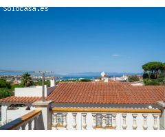 Casa espaciosa con vistas al mar y piscina privada zona Puig Sec