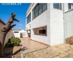 Casa espaciosa con vistas al mar y piscina privada zona Puig Sec