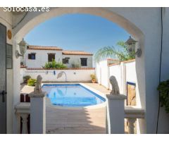 Casa espaciosa con vistas al mar y piscina privada zona Puig Sec