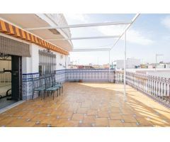 Magnífica casa en Torreblanca, en la zona de Las Torres!!!