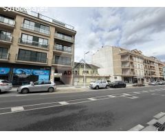 Venta de casa en Sanxenxo, con 4 dormitorios y 2 baños con plaza de garaje y trastero