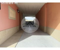 Venta de casa en Sanxenxo, con 4 dormitorios y 2 baños con plaza de garaje y trastero