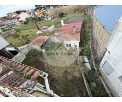 Venta de casa en Sanxenxo, con 4 dormitorios y 2 baños con plaza de garaje y trastero