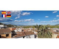 ¡Tu casa tradicional integralmente modernizada te espera en Palma de Gandía!