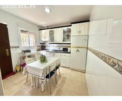 PARCELA DE 966 M2 CON DOS CASAS EN C/ HELENIO, PLAYA DE LA BARROSA