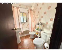 PARCELA DE 966 M2 CON DOS CASAS EN C/ HELENIO, PLAYA DE LA BARROSA