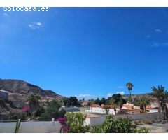¡Su villa de ensueño le espera! Espaciosa villa de 3 dormitorios con piscina y ubicación privada.