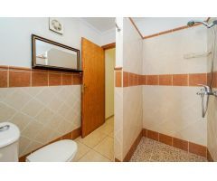 ¡Encantadora villa adosada con 4 dormitorios e increíbles zonas exteriores!