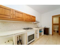 ¡Encantadora villa adosada con 4 dormitorios e increíbles zonas exteriores!