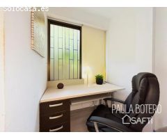 Tu Nuevo Hogar a Minutos del Mar en la Urbanización Levantina de Sitges.