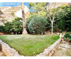 Tu Nuevo Hogar a Minutos del Mar en la Urbanización Levantina de Sitges.