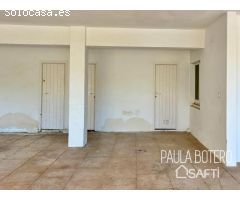 Tu Nuevo Hogar a Minutos del Mar en la Urbanización Levantina de Sitges.