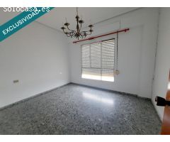 Piso económico a reformar en pleno centro de Sagunto.