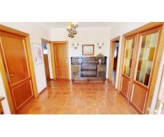 Chalet Independiente en Larache.