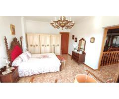Chalet Independiente en Larache.