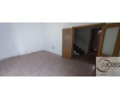 Chalet Adosado a reformar en Chozas de Canales