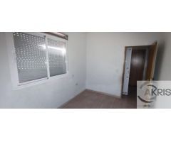 Chalet Adosado a reformar en Chozas de Canales