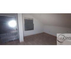 Chalet Adosado a reformar en Chozas de Canales
