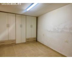 Casa a dos calles con garaje para entrar a vivir