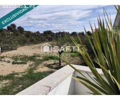 FINCA CON CASA; PISCINA , TERRAZAS Y TERRENO