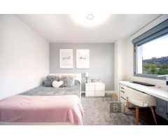 EN VENTA EXCLUSIVO CHALET PAREADO EN URB. PRIVADA DE BOADILLA DEL MONTE (MADRID)