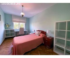 ¡CHICAS ESTUDIANTES! ÚLTIMA HABITACIÓN EN CHALET A COMPARTIR EN VILLANUEVA DE LA CAÑADA (MADRID).