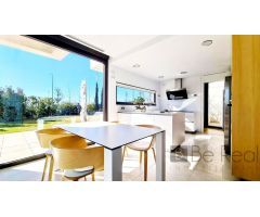 ESPECTACULAR CHALET PAREADO DE LUJO EN MAJADAHONDA (MADRID)