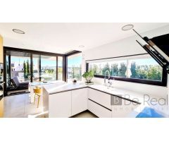 ESPECTACULAR CHALET PAREADO DE LUJO EN MAJADAHONDA (MADRID)