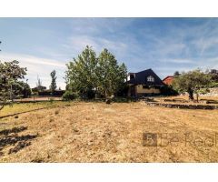EN VENTA IMPRESIONANTE CHALET INDEPENDIENTE EN COLMENAREJO (MADRID).