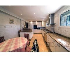 EN VENTA IMPRESIONANTE CHALET INDEPENDIENTE EN COLMENAREJO (MADRID).