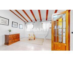 Villa compuesta por DOS CASAS independientes!!! ¿Te falta espacio?, ¿Buscas una propiedad con entorn