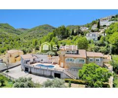 Villa compuesta por DOS CASAS independientes!!! ¿Te falta espacio?, ¿Buscas una propiedad con entorn
