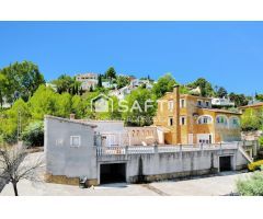 Villa compuesta por DOS CASAS independientes!!! ¿Te falta espacio?, ¿Buscas una propiedad con entorn