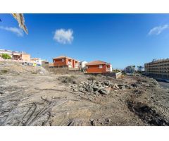 Terreno único en Arguineguín – 695 m² con gran potencial y vistas increíbles al mar
