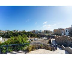 Terreno único en Arguineguín – 695 m² con gran potencial y vistas increíbles al mar