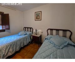 ¡Descubre esta casa de 3 plantas en el centro de Rosselló!