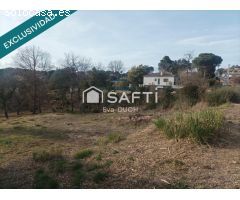 Terreno amplio y soleado en Las Comas
