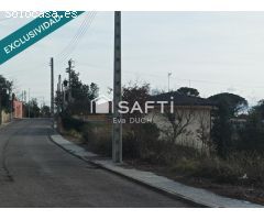 Terreno amplio y soleado en Las Comas