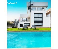 Casa-Chalet en Venta en Algorfa Alicante