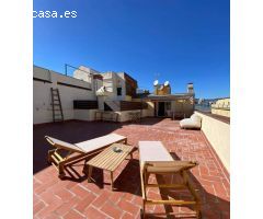 Ático Luminoso con Gran Terraza y Vistas en Ciutat Vella