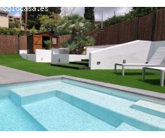 Preciosa casita con jardín y piscina privados en Vallpineda