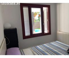 Preciosa casita con jardín y piscina privados en Vallpineda